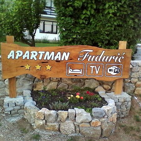 Apartment Fuduric Слуни Екстериор снимка