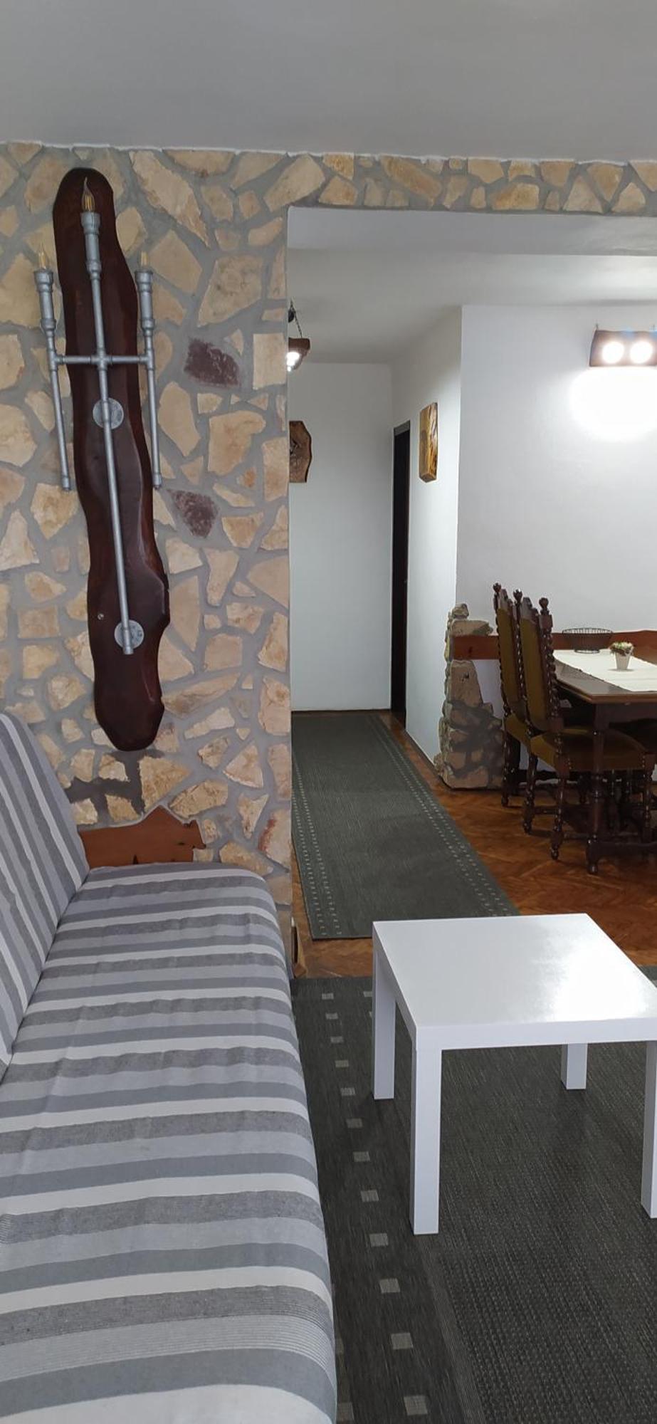 Apartment Fuduric Слуни Екстериор снимка