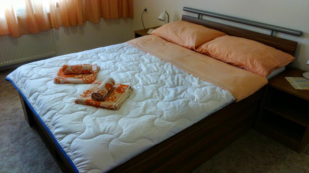 Apartment Fuduric Слуни Екстериор снимка